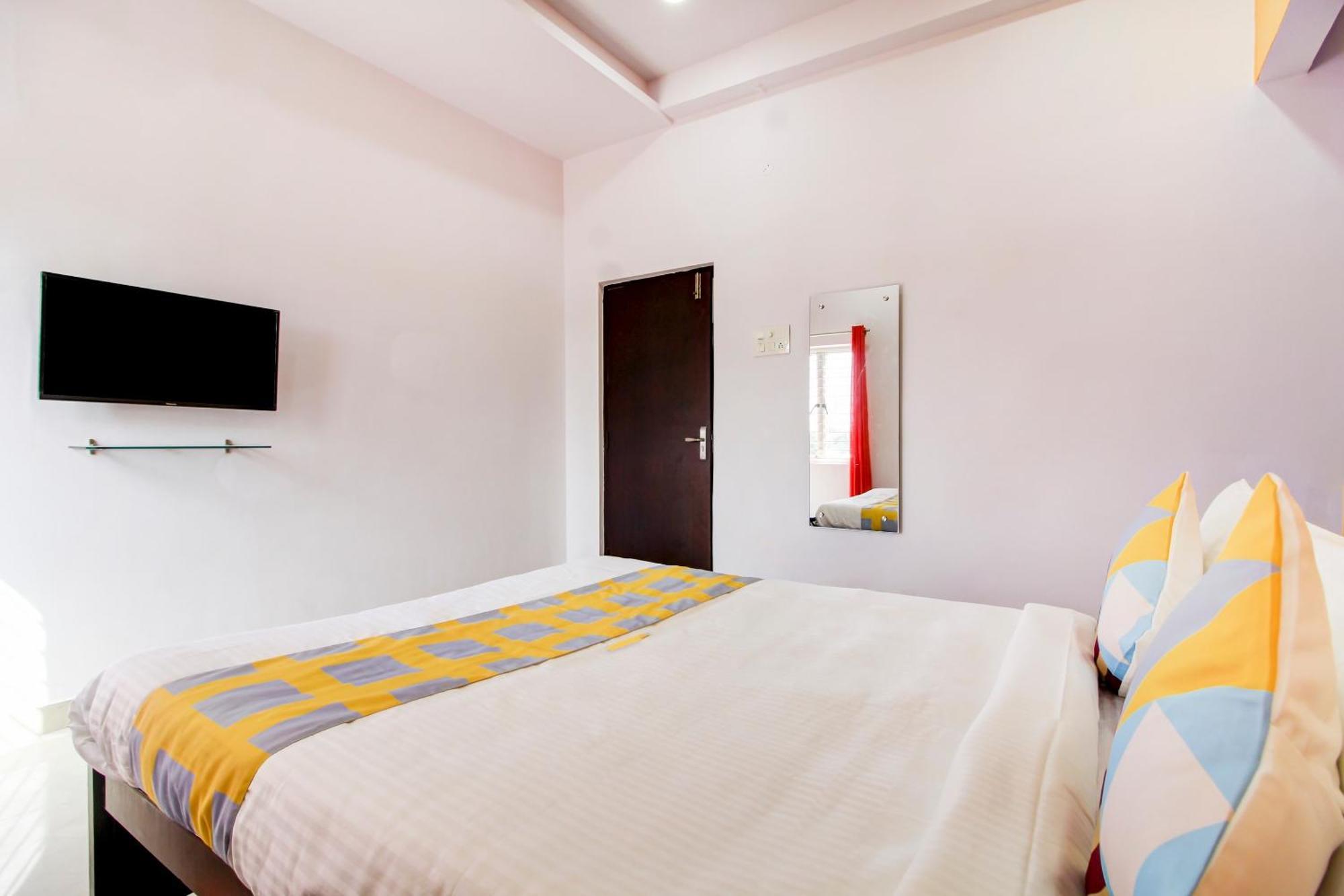 Hotel O Home Comfortable Stays, Near Aasam Gadh Current Office Sururnagar Exterior photo